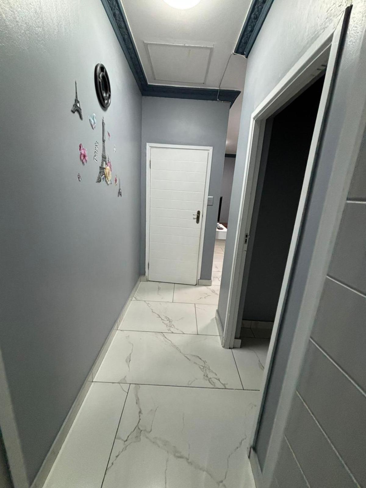 Crompton Villa786 Apartment *